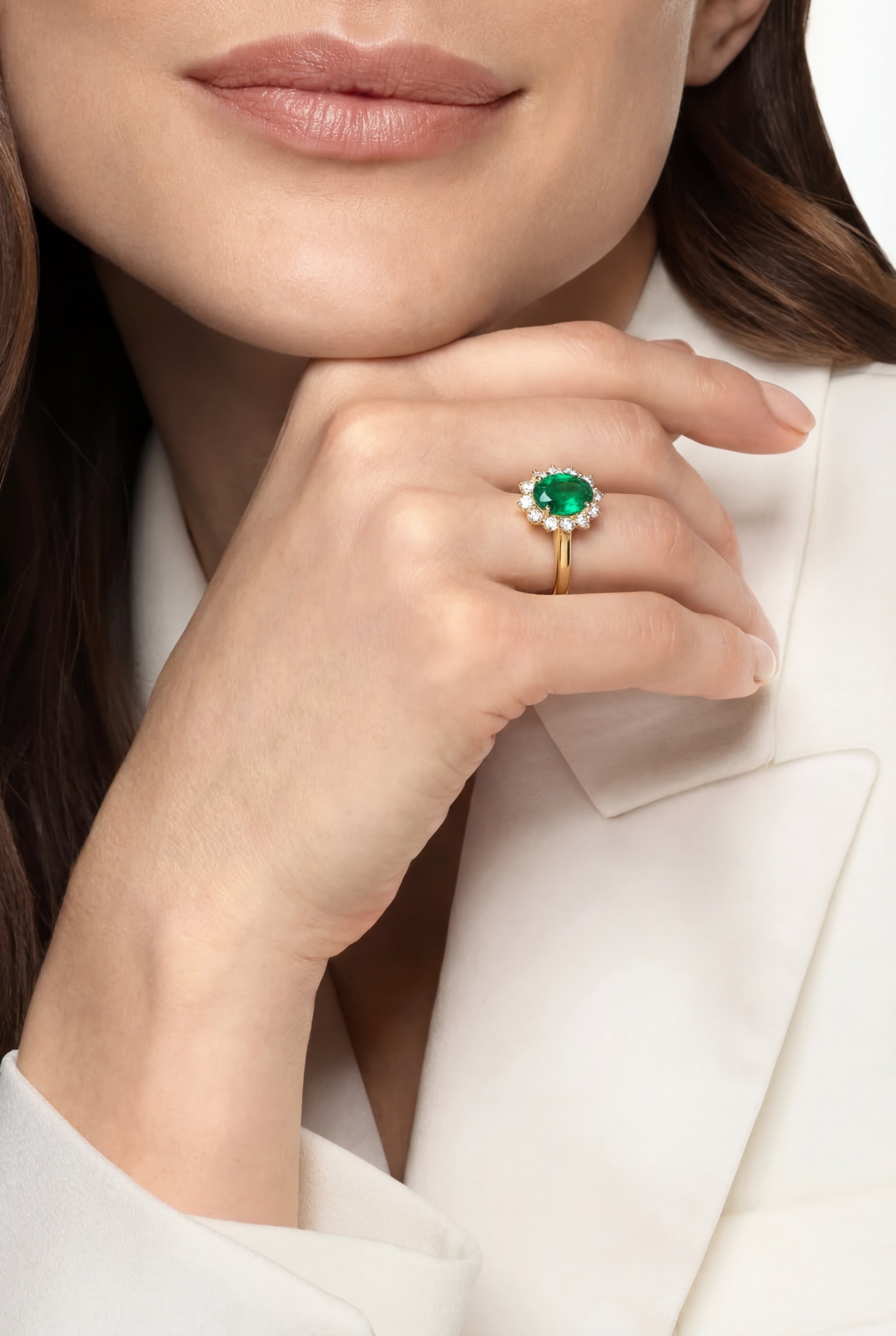 Emerald Halo Ring - 18k Gold